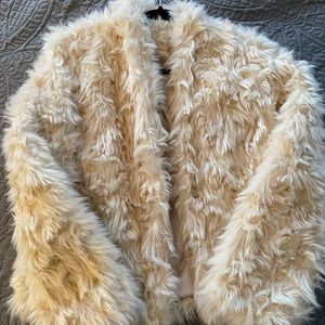 Vince cream white faux fur jacket